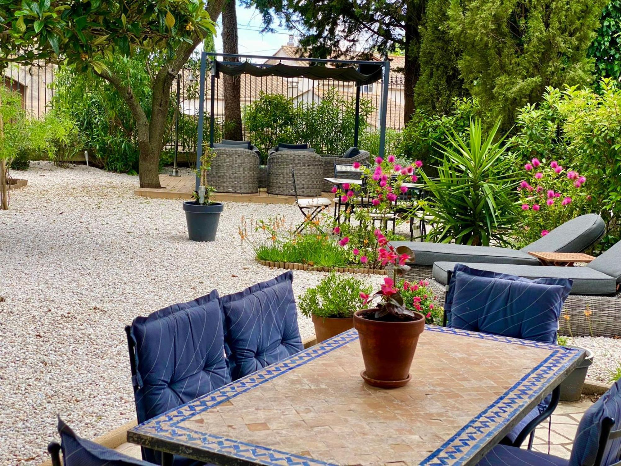 Maison Du Midi, 2 Gites De Charme Ginestas Exteriör bild