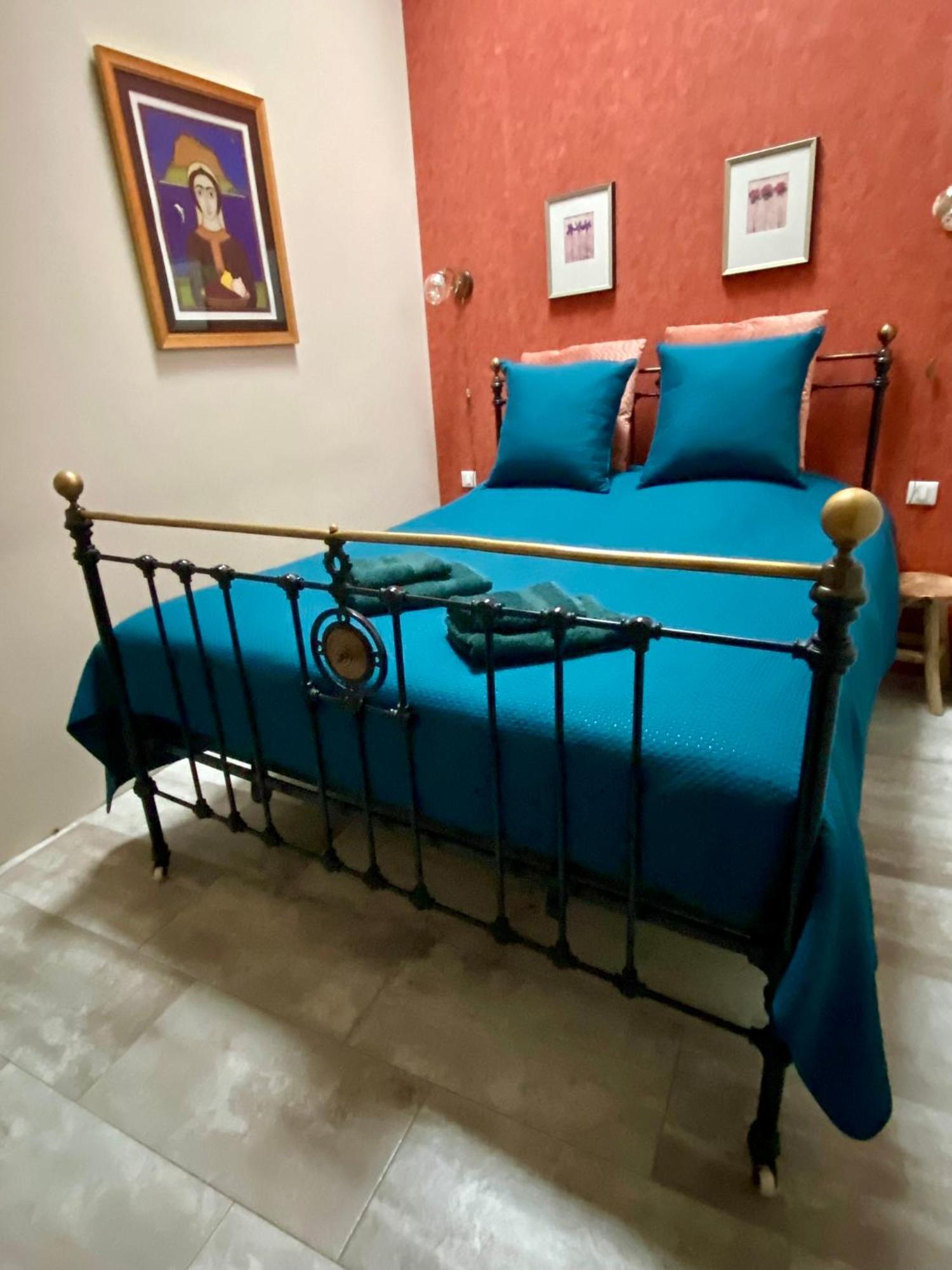 Maison Du Midi, 2 Gites De Charme Ginestas Exteriör bild